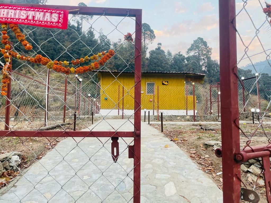 Krishna Kutir, Talla Ramgarh By The Meditating Society Екстериор снимка