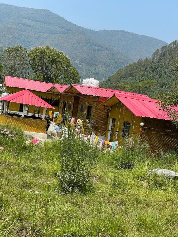 Krishna Kutir, Talla Ramgarh By The Meditating Society Екстериор снимка