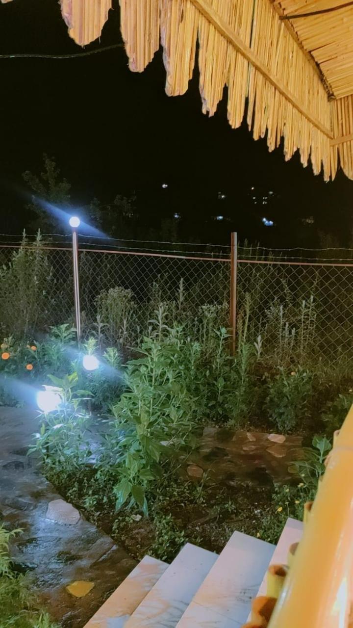 Krishna Kutir, Talla Ramgarh By The Meditating Society Екстериор снимка