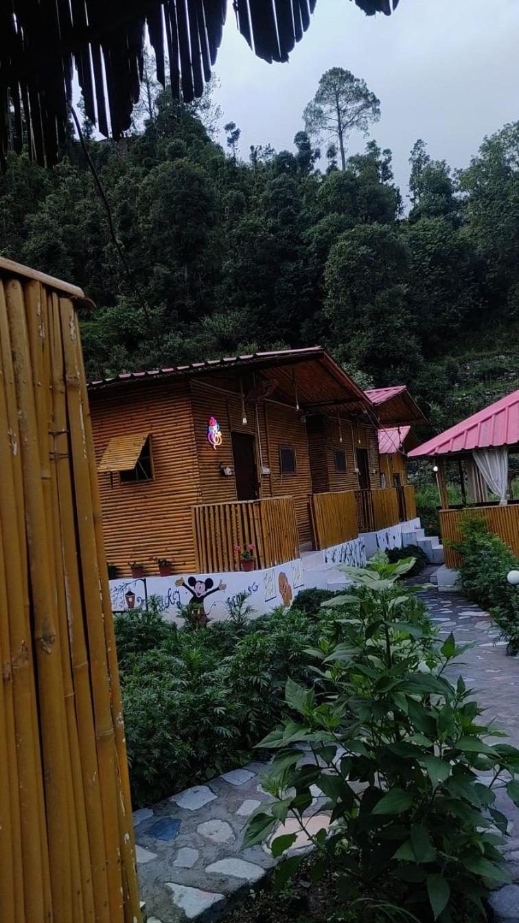 Krishna Kutir, Talla Ramgarh By The Meditating Society Екстериор снимка