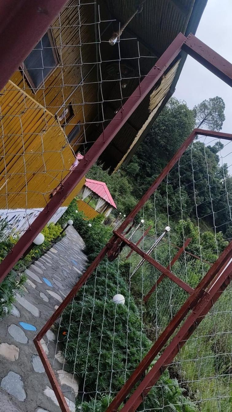 Krishna Kutir, Talla Ramgarh By The Meditating Society Екстериор снимка