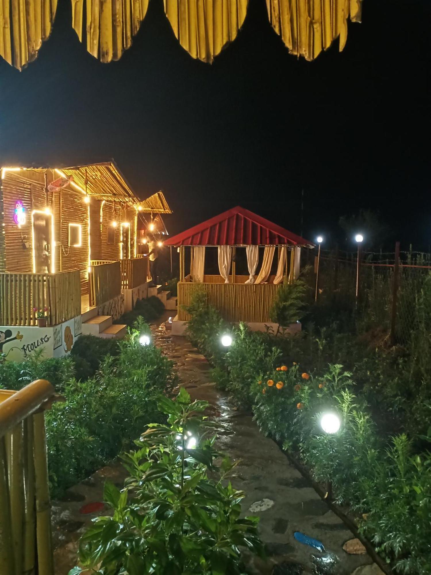 Krishna Kutir, Talla Ramgarh By The Meditating Society Екстериор снимка